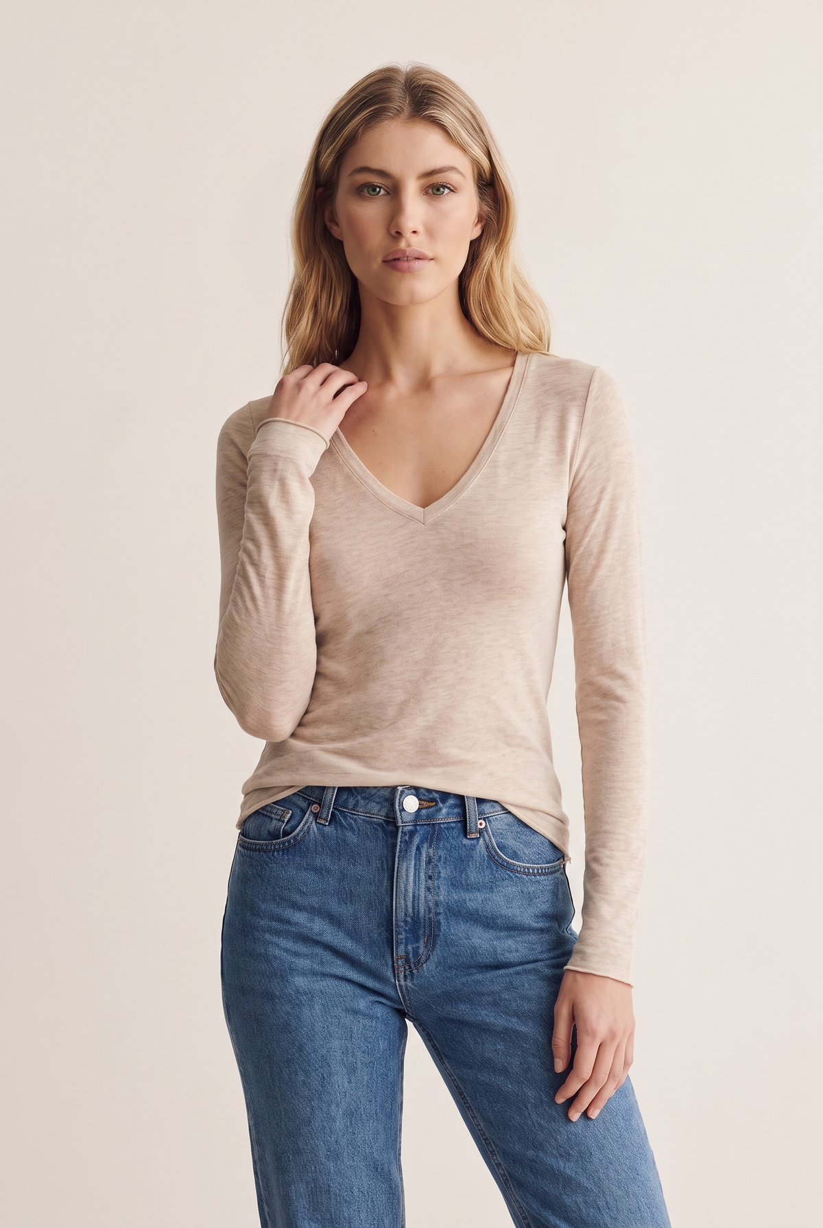 Cachemirina ultralight scollo a V - Beige