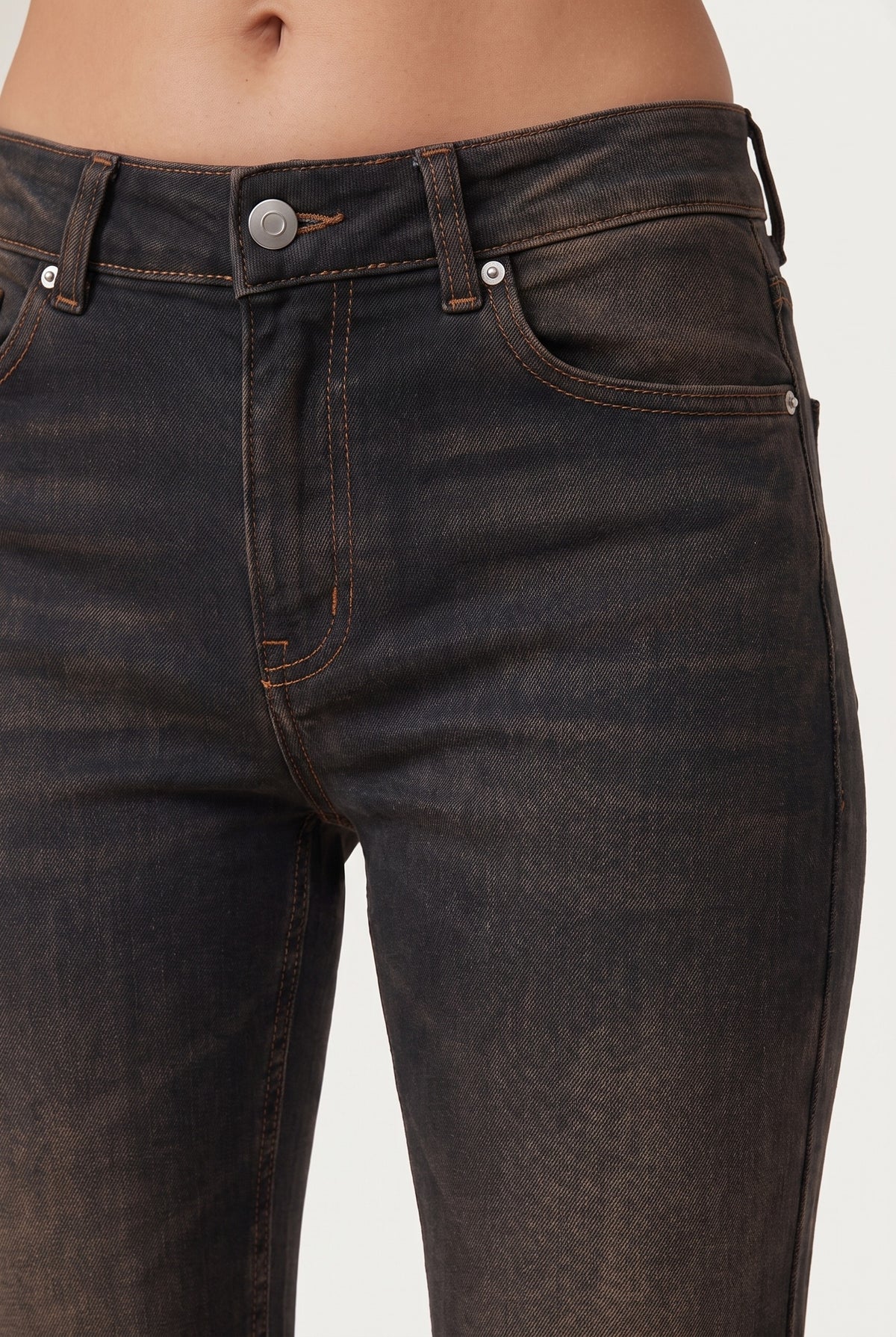 Jeans a zampa JANE in tessuto comfort - Denim Brown