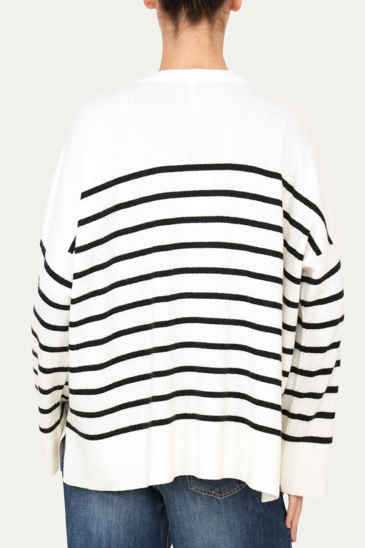 Maglione morbido a righe - Panna/Nero