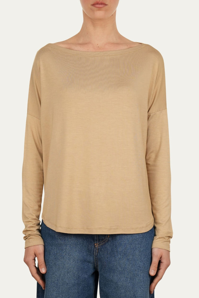 Maglia scollo barca spalla scesa Viscosa - Sabbia