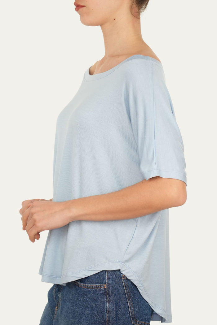 Maglia scollo barca spalla scesa corta Viscosa - Cielo