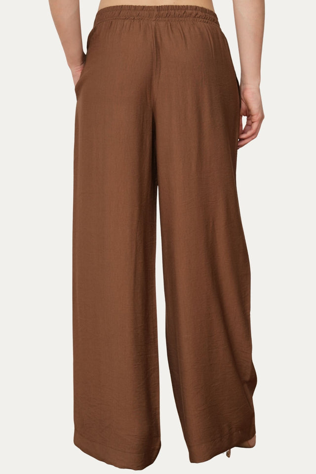 Pantalone palazzo con elastico in viscosa strutturata - Moka